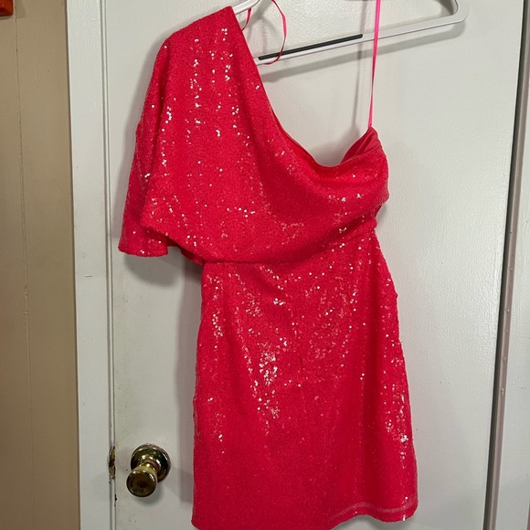 *New* DO+BE Hot Pink Sequin Wrap Dress - Picture 3 of 6